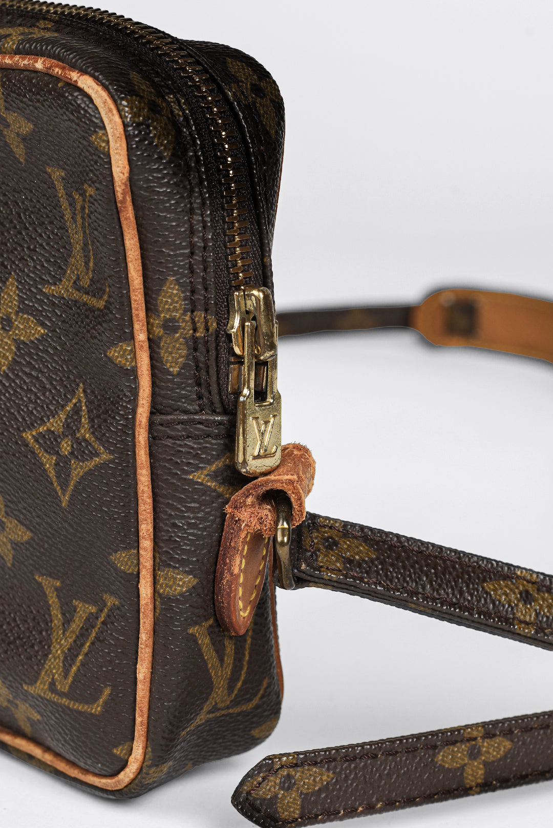Vintage Louis Vuitton Mini Danube Crossbody Bag – Frankie Collective